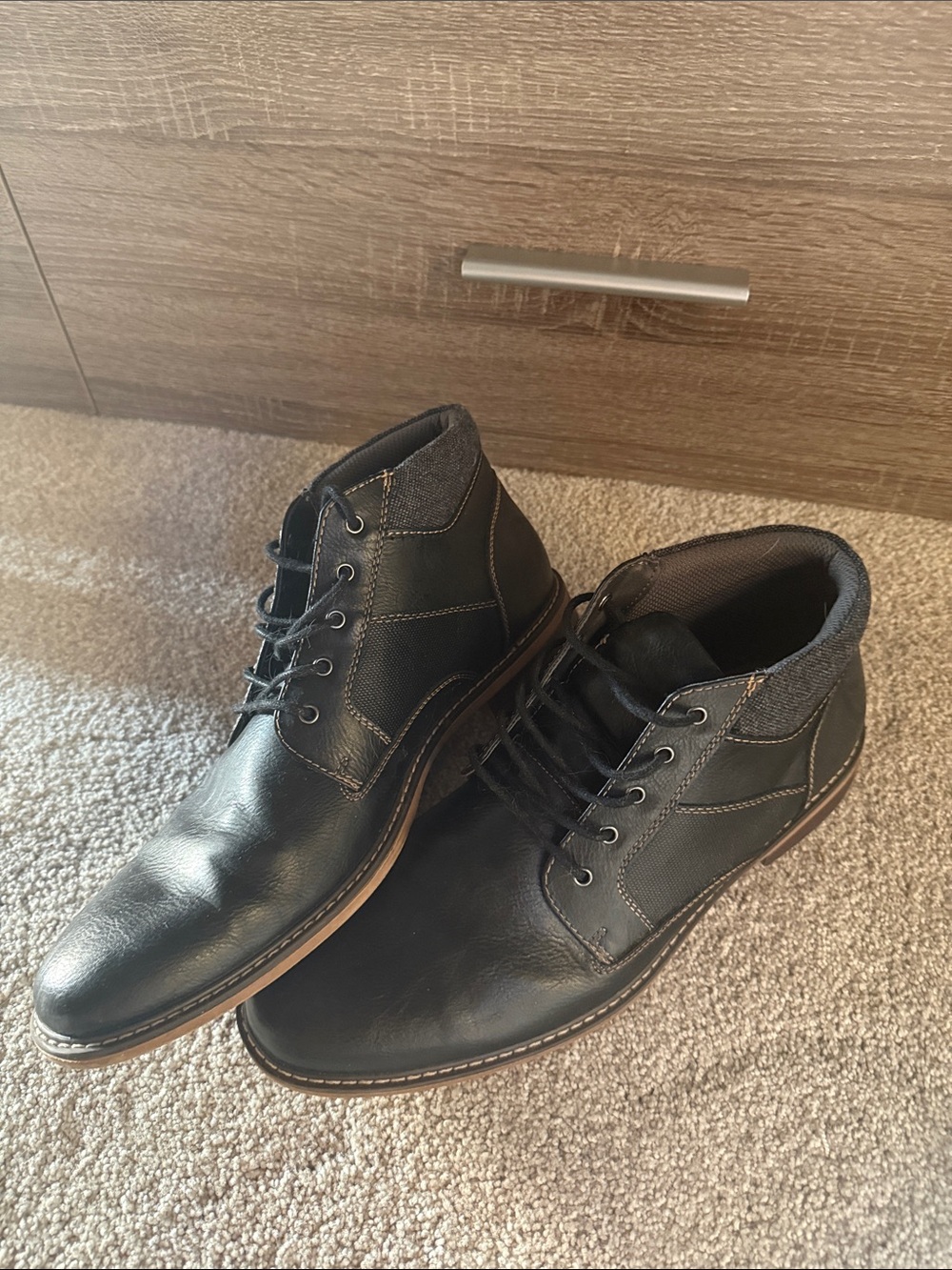 Men's Black Chukka Boots with Contrast Stitching